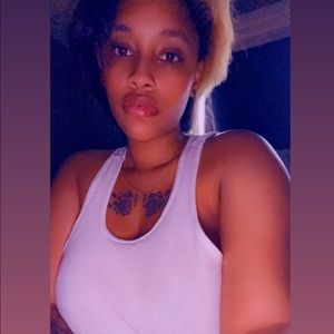 Meet your Posher, Yasmin